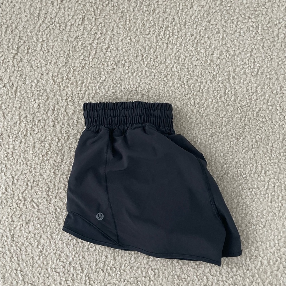 Lululemon Hotty Hot 2.5 Low rise